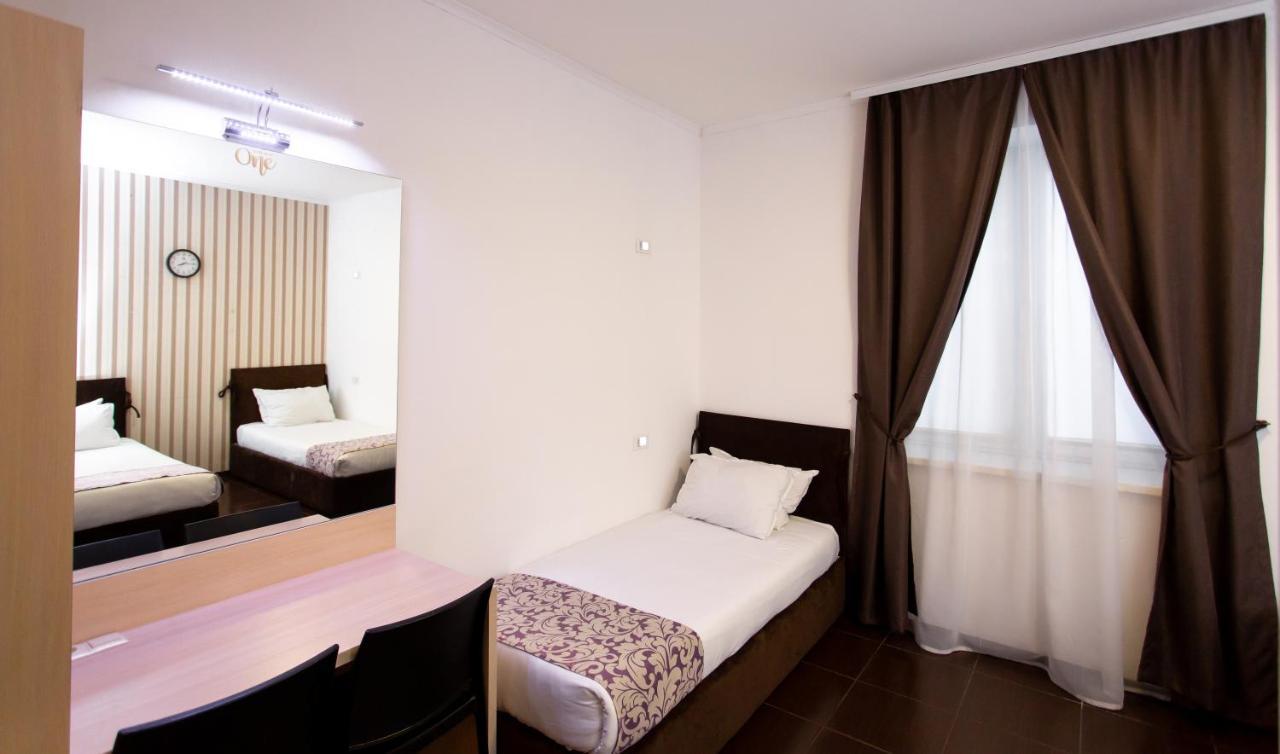 Hotel One Uman Exterior photo