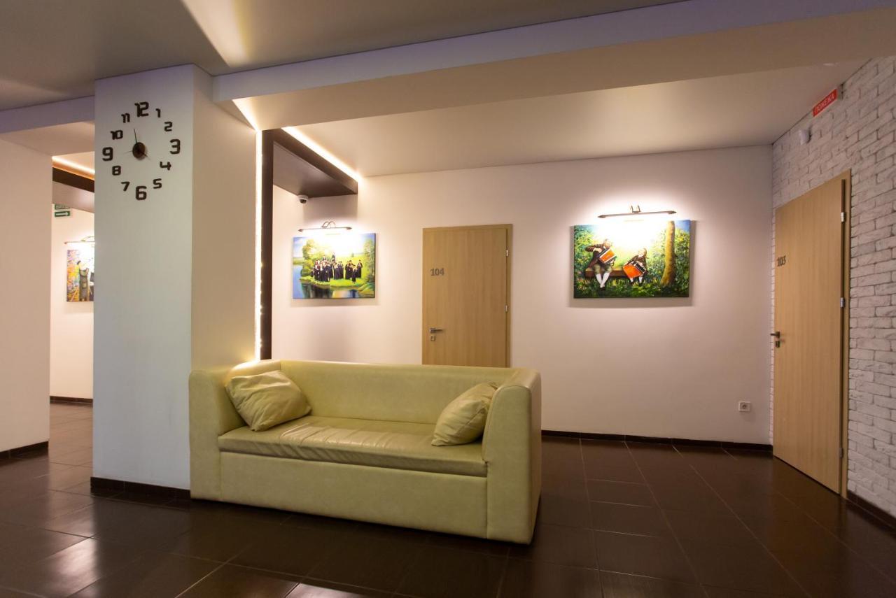Hotel One Uman Exterior photo